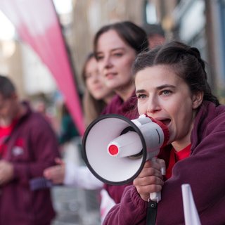 Cheerpoint volunteers at London Marathon